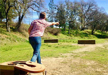 How to Achieve Precision in Horseshoe Throwing