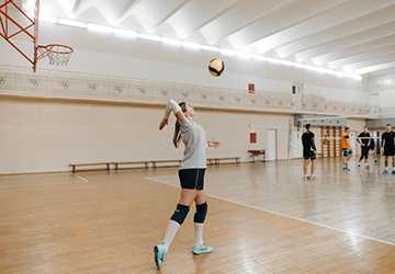 How to Develop a Powerful Volleyball Serve